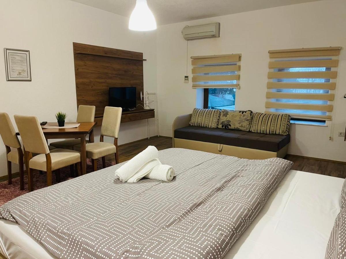 Fuk-Tak Apartmani&Restoran Dojran ภายนอก รูปภาพ