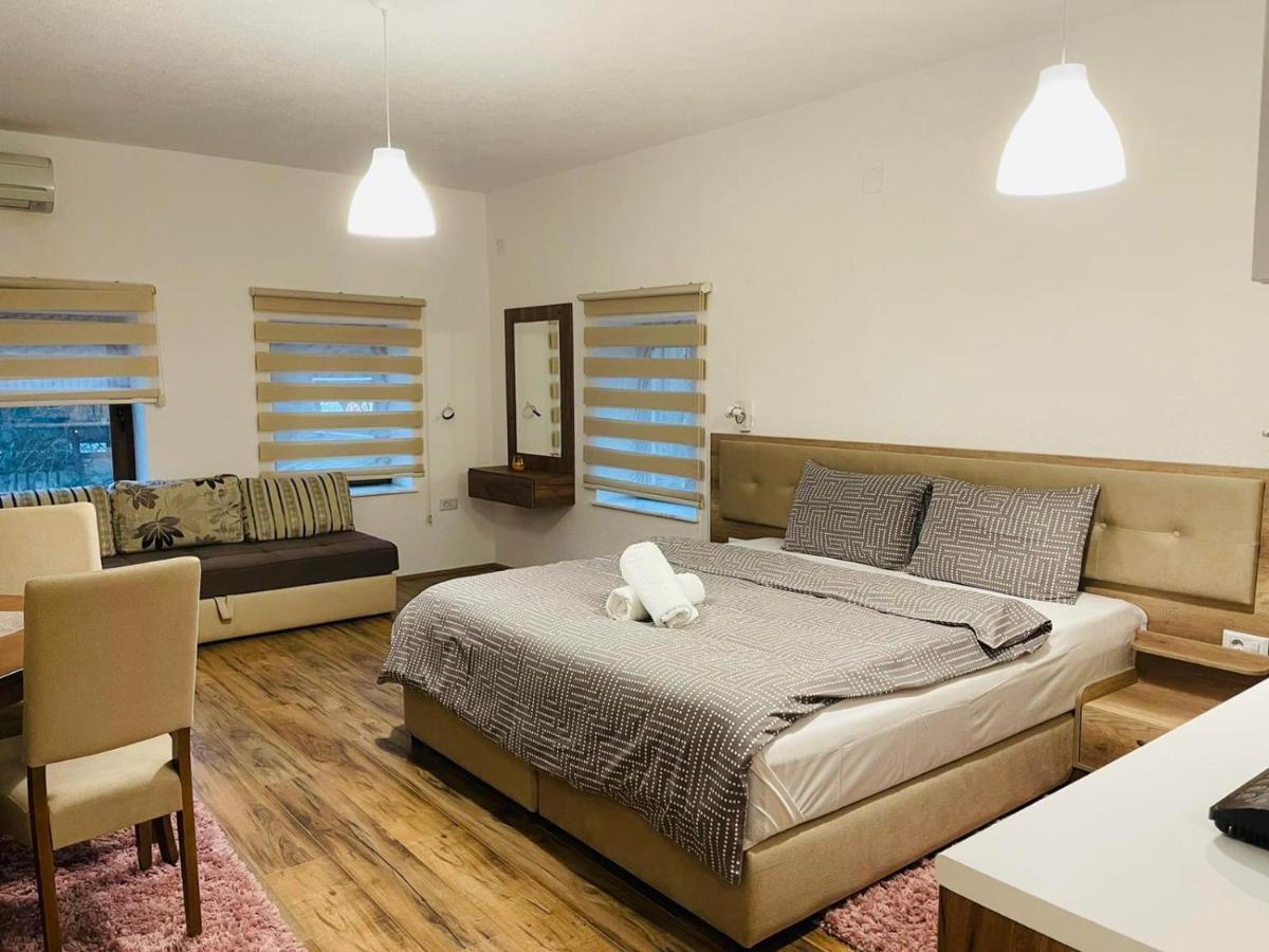 Fuk-Tak Apartmani&Restoran Dojran ภายนอก รูปภาพ