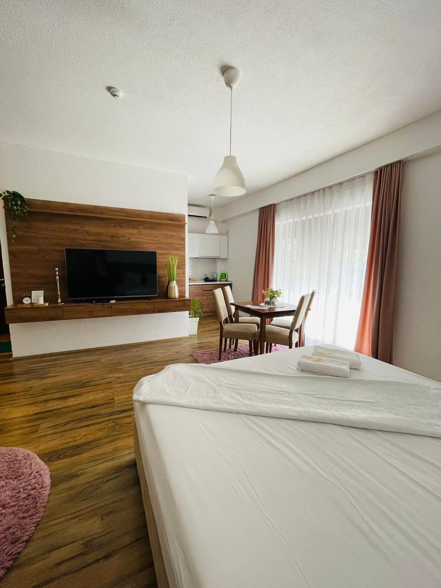 Fuk-Tak Apartmani&Restoran Dojran ภายนอก รูปภาพ